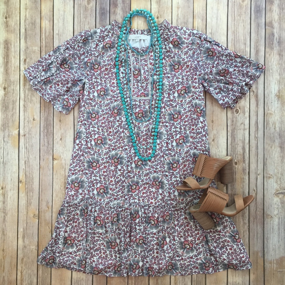 ANN TAYLOR Floral Print Flutter Sleeve Dress